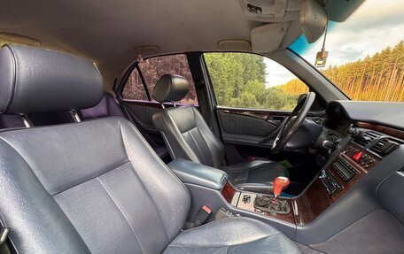 Mercedes-Benz E-Класс, 2000 год, 425 000 рублей, 15 фотография