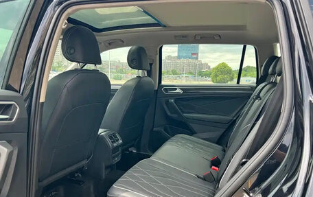 Volkswagen Tiguan II, 2023 год, 2 590 000 рублей, 12 фотография