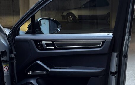 Porsche Cayenne III, 2019 год, 8 700 000 рублей, 27 фотография