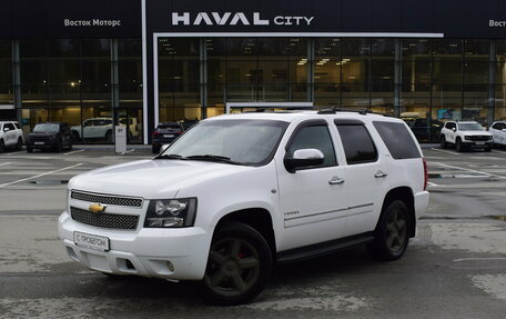 Chevrolet Tahoe III, 2011 год, 1 847 000 рублей, 2 фотография