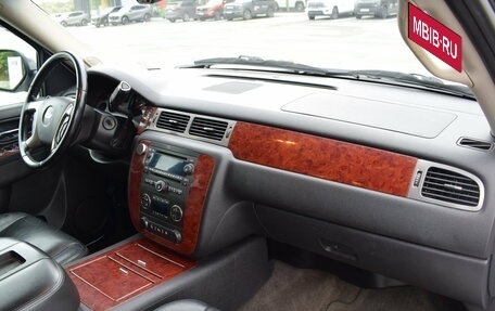 Chevrolet Tahoe III, 2011 год, 1 847 000 рублей, 15 фотография
