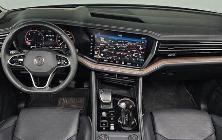 Volkswagen Touareg III, 2024 год, 10 347 700 рублей, 7 фотография