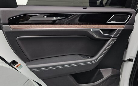Volkswagen Touareg III, 2024 год, 10 347 700 рублей, 25 фотография