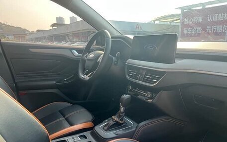Ford Focus IV, 2022 год, 1 557 000 рублей, 11 фотография