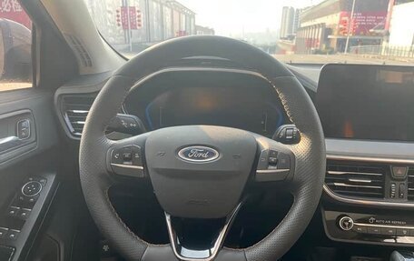 Ford Focus IV, 2022 год, 1 557 000 рублей, 12 фотография