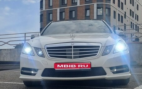 Mercedes-Benz E-Класс, 2011 год, 1 950 000 рублей, 1 фотография