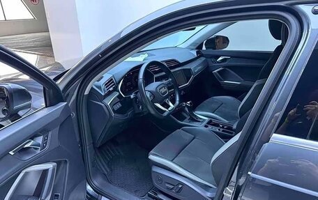 Audi Q3, 2023 год, 2 600 000 рублей, 22 фотография