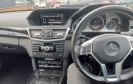 Mercedes-Benz E-Класс, 2011 год, 1 950 000 рублей, 5 фотография