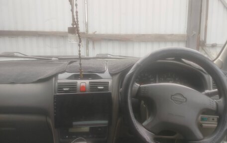 Nissan Cefiro III, 2000 год, 285 000 рублей, 6 фотография