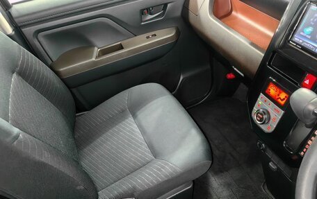 Toyota Roomy I, 2018 год, 1 230 000 рублей, 12 фотография