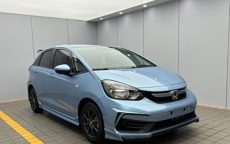 Honda Fit, 2022 год, 975 000 рублей, 3 фотография