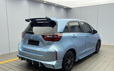 Honda Fit, 2022 год, 975 000 рублей, 6 фотография
