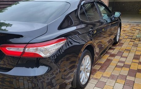 Toyota Camry, 2020 год, 2 700 000 рублей, 16 фотография