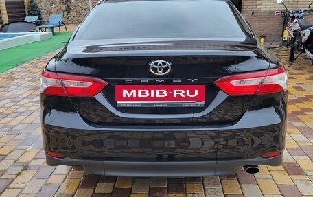Toyota Camry, 2020 год, 2 700 000 рублей, 14 фотография