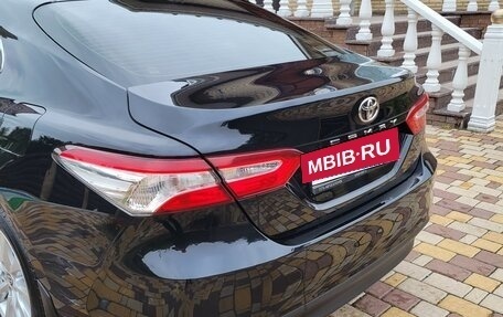 Toyota Camry, 2020 год, 2 700 000 рублей, 18 фотография