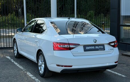 Skoda Superb III рестайлинг, 2016 год, 1 949 000 рублей, 6 фотография
