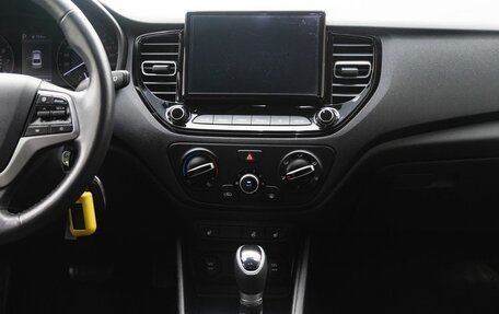 Hyundai Solaris II рестайлинг, 2020 год, 1 600 000 рублей, 20 фотография