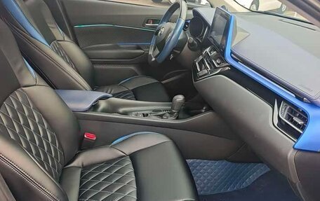 Toyota C-HR I рестайлинг, 2021 год, 1 659 000 рублей, 11 фотография