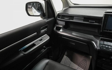 Honda Stepwgn IV, 2017 год, 2 499 000 рублей, 13 фотография