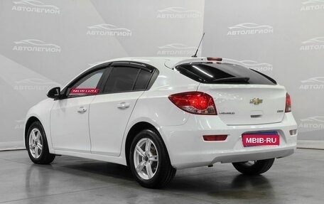 Chevrolet Cruze II, 2013 год, 700 000 рублей, 3 фотография