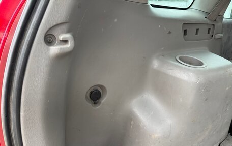 Mazda Premacy III, 2002 год, 250 000 рублей, 15 фотография