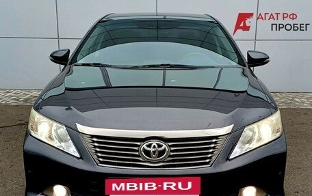 Toyota Camry, 2013 год, 1 800 000 рублей, 2 фотография