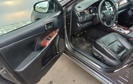 Toyota Camry, 2013 год, 1 800 000 рублей, 10 фотография