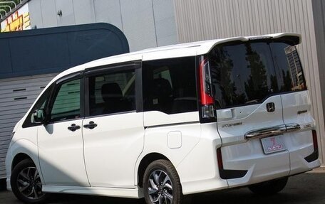 Honda Stepwgn IV, 2017 год, 1 430 000 рублей, 10 фотография