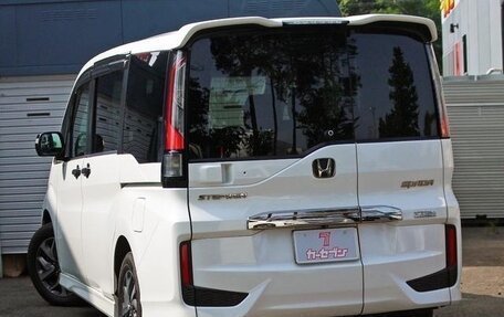 Honda Stepwgn IV, 2017 год, 1 430 000 рублей, 5 фотография