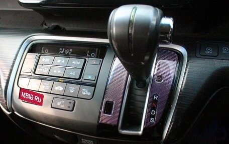 Honda Stepwgn IV, 2017 год, 1 430 000 рублей, 15 фотография
