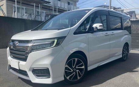 Honda Stepwgn IV, 2020 год, 1 810 000 рублей, 1 фотография