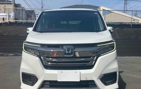 Honda Stepwgn IV, 2020 год, 1 810 000 рублей, 2 фотография