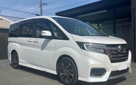 Honda Stepwgn IV, 2020 год, 1 810 000 рублей, 3 фотография