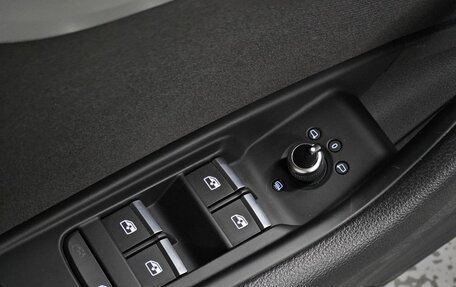 Audi A4, 2021 год, 3 190 000 рублей, 10 фотография