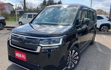 Honda Stepwgn, 2023 год, 2 190 000 рублей, 1 фотография