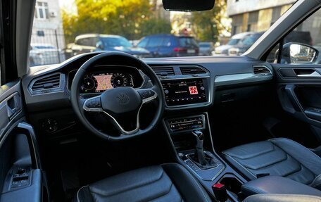 Volkswagen Tiguan II, 2022 год, 2 775 000 рублей, 8 фотография