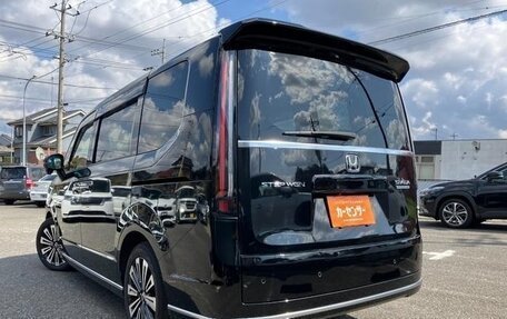 Honda Stepwgn, 2023 год, 2 190 000 рублей, 4 фотография