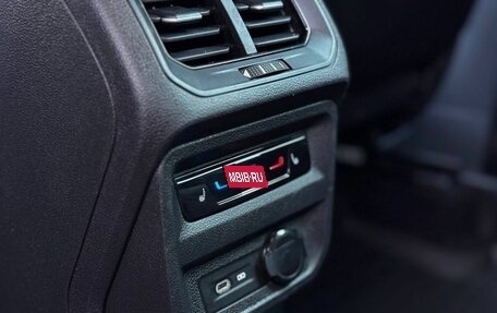 Volkswagen Tiguan II, 2022 год, 2 775 000 рублей, 19 фотография