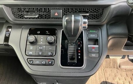 Honda Stepwgn, 2023 год, 2 190 000 рублей, 11 фотография