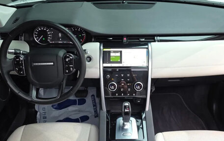Land Rover Discovery Sport I рестайлинг, 2020 год, 2 200 000 рублей, 9 фотография