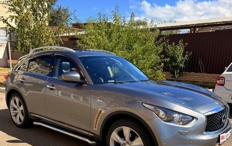 Infiniti QX70, 2015 год, 3 200 000 рублей, 2 фотография