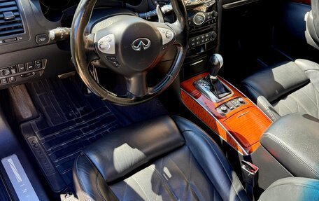 Infiniti QX70, 2015 год, 3 200 000 рублей, 9 фотография