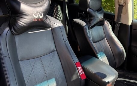 Infiniti QX70, 2015 год, 3 200 000 рублей, 6 фотография