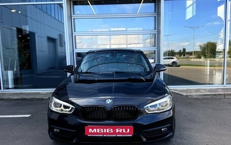 BMW 1 серия, 2017 год, 1 400 000 рублей, 8 фотография