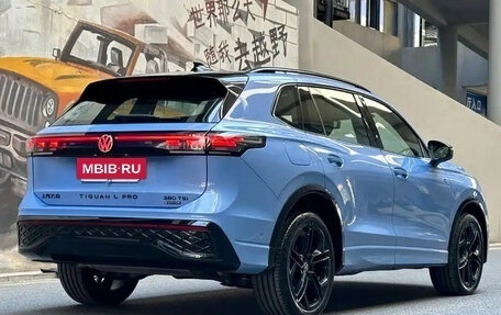 Volkswagen Tiguan, 2025 год, 4 543 000 рублей, 2 фотография