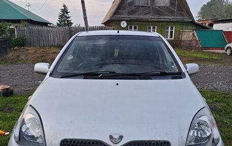 Toyota Vitz, 1999 год, 230 000 рублей, 2 фотография