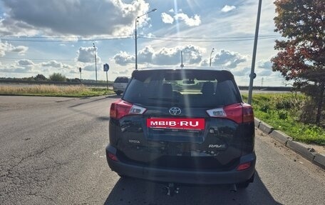 Toyota RAV4, 2015 год, 1 800 000 рублей, 4 фотография