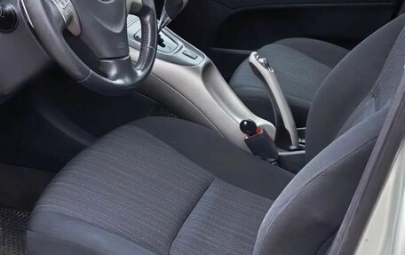 Toyota Auris II, 2008 год, 650 000 рублей, 3 фотография