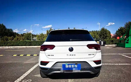 Volkswagen T-Roc I, 2023 год, 1 242 000 рублей, 5 фотография