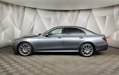 Mercedes-Benz E-Класс, 2021 год, 4 350 000 рублей, 5 фотография